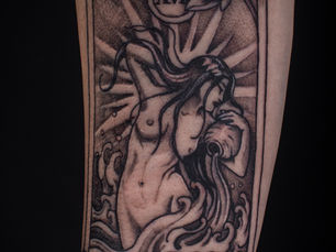 Du Papier à la Peau : Ma Collection Tarot, revisitée pour des tatouages uniques