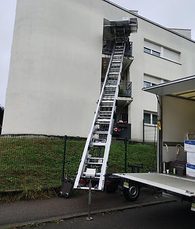 Monte-meuble 4.jpeg