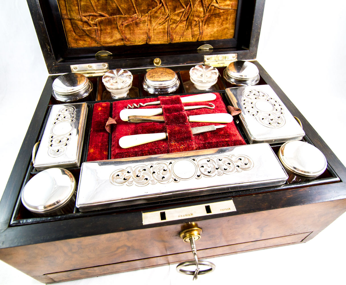 Burr Walnut Vanity Box c.1870