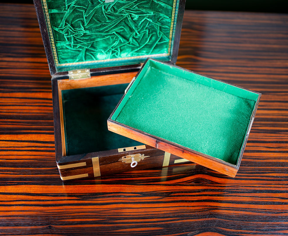 Thumbnail: Rosewood Campaign Box