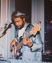 Prof Lungu on Bass Guitar Retro Wazobia - Galveston Texas---BAAMU RECORDS.