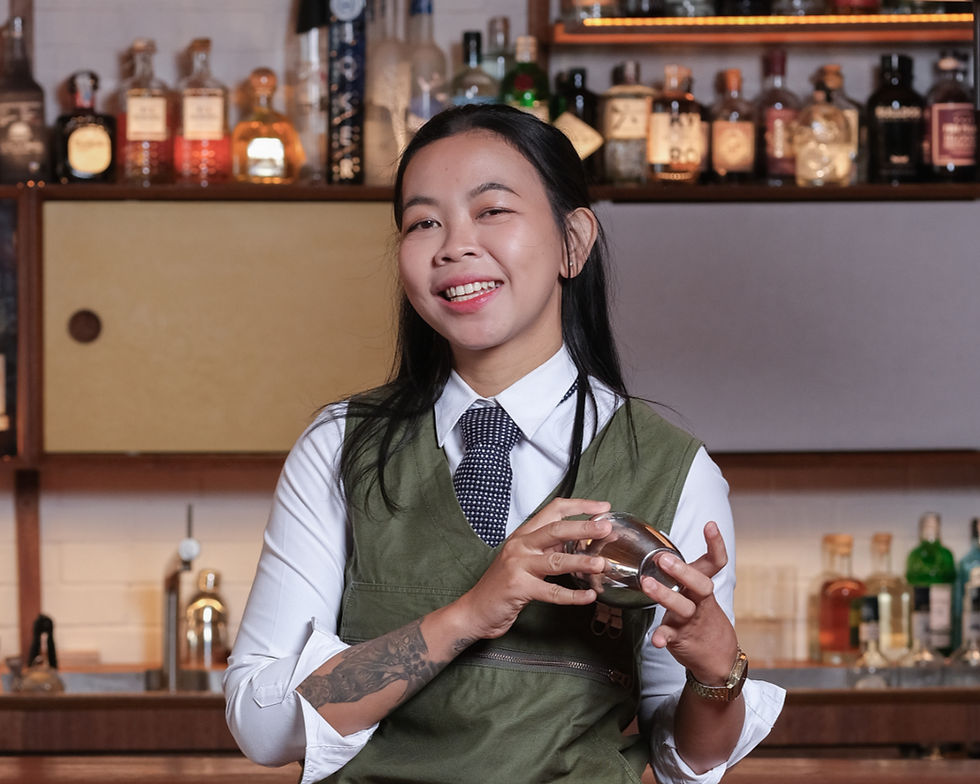 Maya Regatta, Assistant Bar Manager