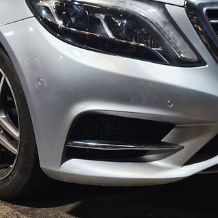 close-up image of front bumper of a car