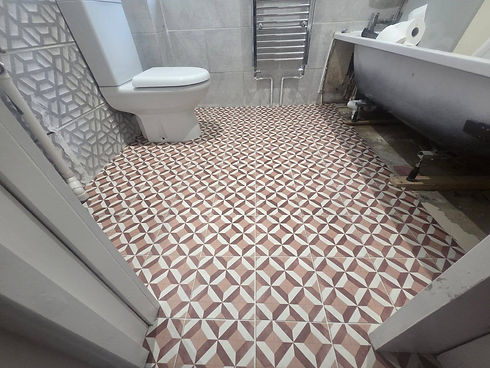 patterned bathroom flooring