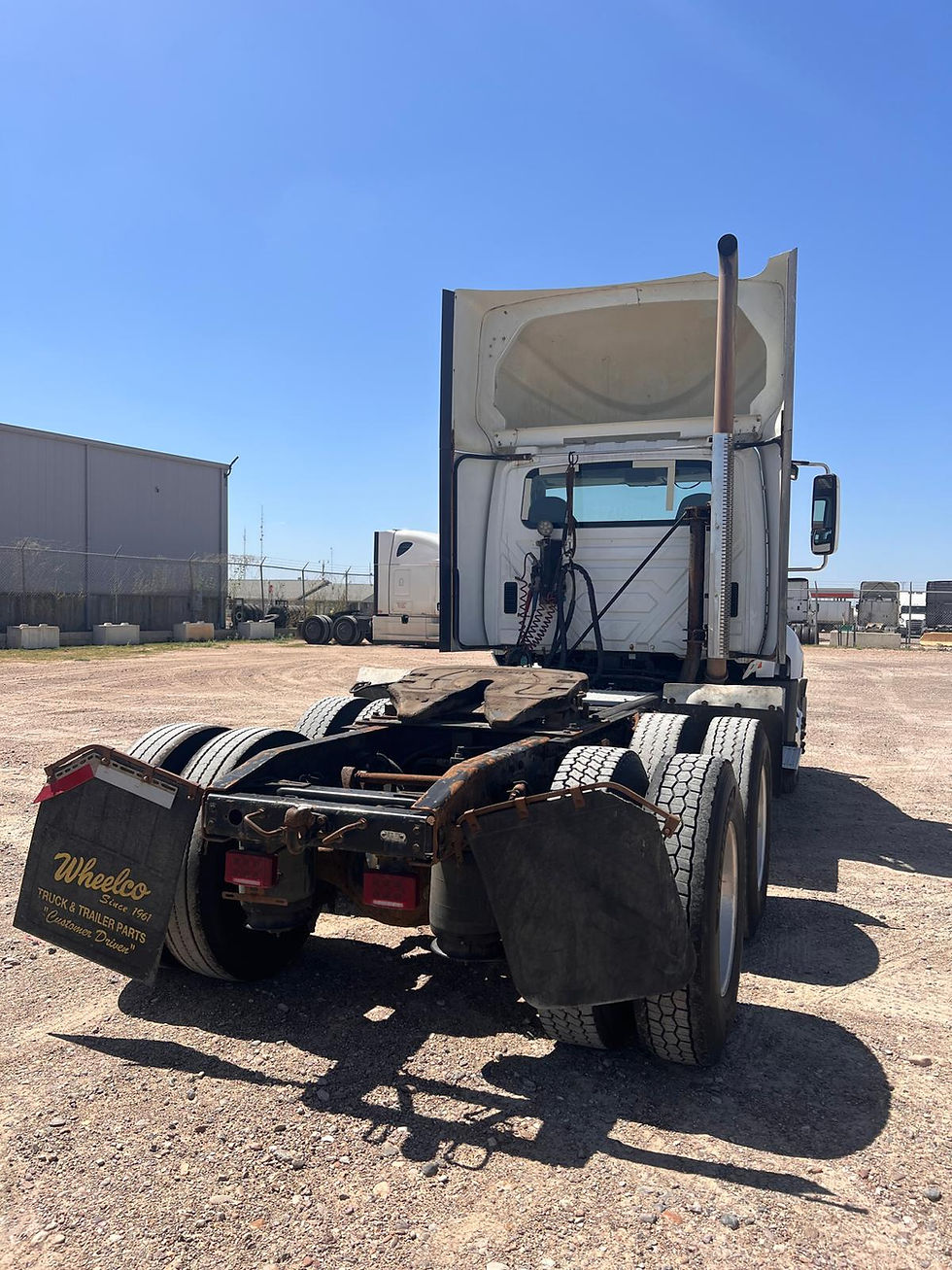 Miniatura: International