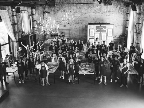 People in cooking classes