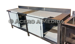 Mesada Con Puertas
