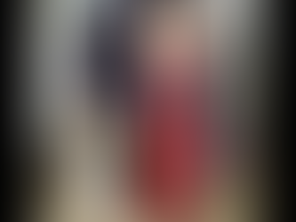 Intuition workout: left or right statue?