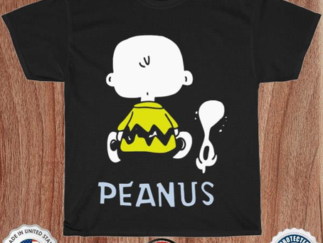 Official Charlie brown kaos snoopy dog peanus shirt