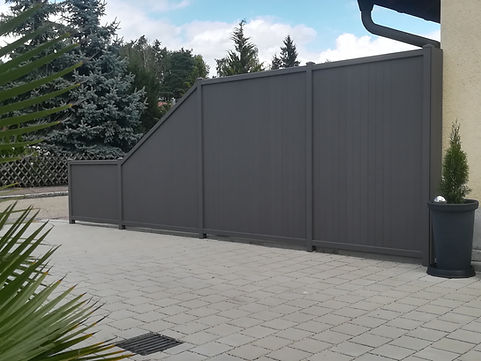 A 4558