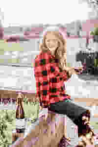 sonoma grape girl, audra tavelli, wine blog, wine blogger, wine country blogger, sonoma county blogger, sonoma wine, casemates wine, order wine to your home, order wine to your house, mail order wine, wine deliveries