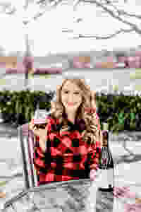sonoma grape girl, audra tavelli, wine blog, wine blogger, wine country blogger, sonoma county blogger, sonoma wine, casemates wine, order wine to your home, order wine to your house, mail order wine, wine deliveries