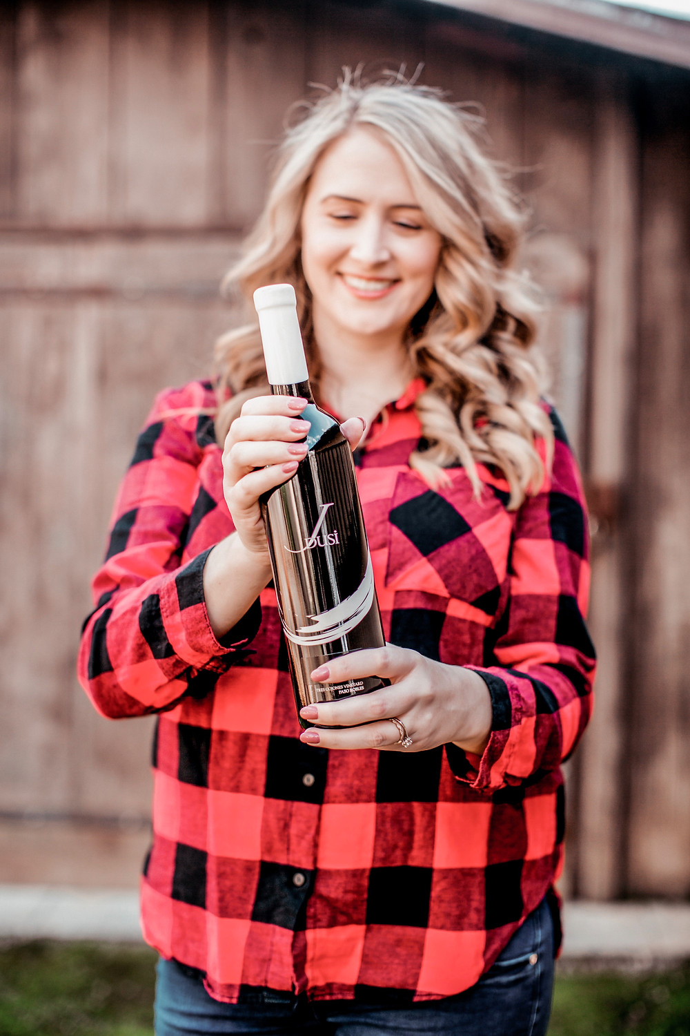 sonoma grape girl, audra tavelli, wine blog, wine blogger, wine country blogger, sonoma county blogger, sonoma wine, casemates wine, order wine to your home, order wine to your house, mail order wine, wine deliveries