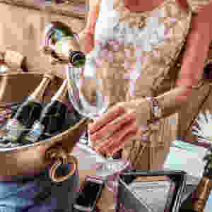 Sonoma Grape Girl, Audra Tavelli, sonoma county blogger, bay area blogger, wine blogger, wine country, sonoma wineries, healdsburg wineries, healdsburg wine event, sonoma wine event, august sonoma county event, sparkling wine, white wines, barndiva healdsburg, wine bottle, wine country event, wine country blog, best wineries sonoma, best wineries napa, best wineries healdsburg, where to go wine tasting healdsburg, healdsburg wine, healdsburg wineries, Fête Blanc, Fête Blanc healdsburg, Fête Blanc barndiva