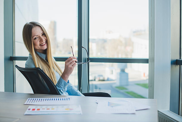 businesswoman-chair.jpg