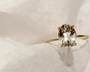 サムネイル： 超レア　トリフェーン　イエロークンツァイト　１０ｋ　リング　１．５ct　８ⅹ６ミリ