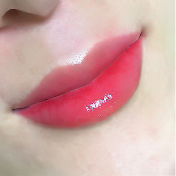 carollina_kwok_pmu_artist_indonesia_sulam_bibir_surabaya_jakarta_phibrows_pmuworld_sulam_a