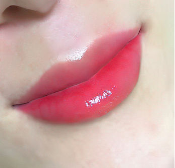 carollina_kwok_pmu_artist_indonesia_sulam_bibir_surabaya_jakarta_phibrows_pmuworld_sulam_a