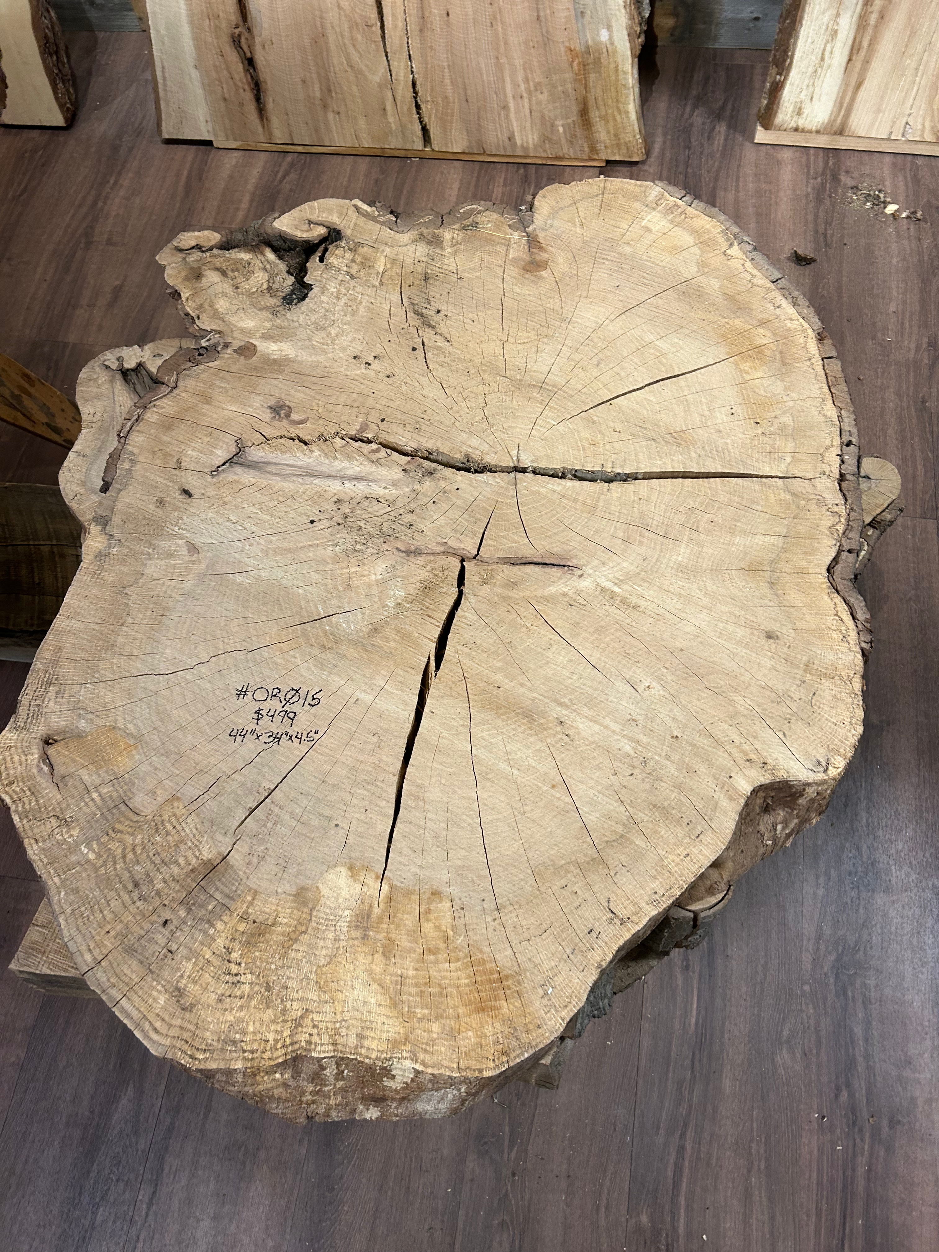 Oak Round #OR015 (44"x 34" x 4.5")
