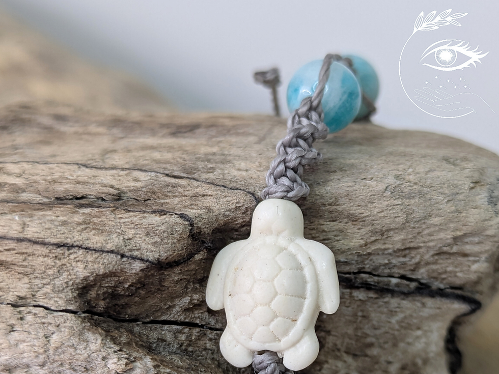 Miniature : Bracelet Shamballa de lithothérapie, réglable, fait main en pierres naturelles de magnésite et d'amazonite.