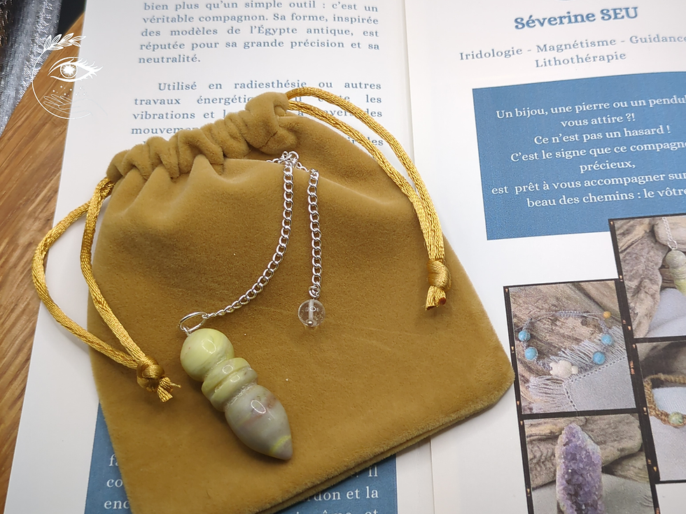 Pendule divinatoire en pierre naturelle de serpentine livré avec pochon en velours et dépliant explicatif