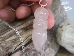 Pendule divinatoire en quartz rose