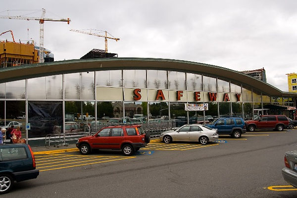 Bob-Life_in_Seattle_-_Bellevue_Safeway_1