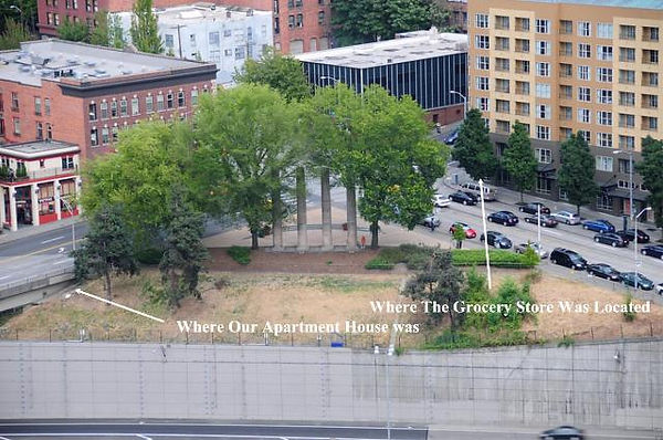 Bob-Life_in_Seattle_-_Plymouth_Pillars_P