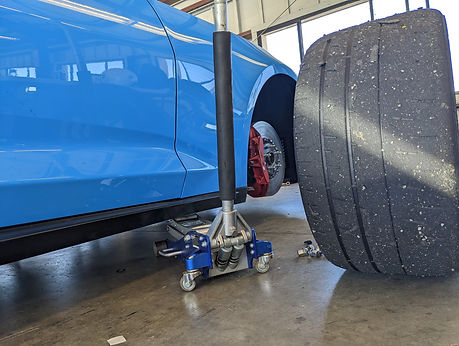 325/30/19 Rear Tire