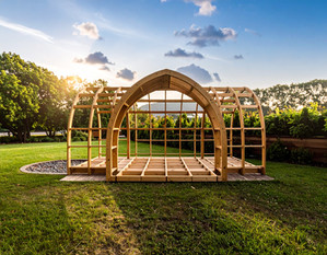 Firefly_Sleek cedar wood garden room 531636.jpg