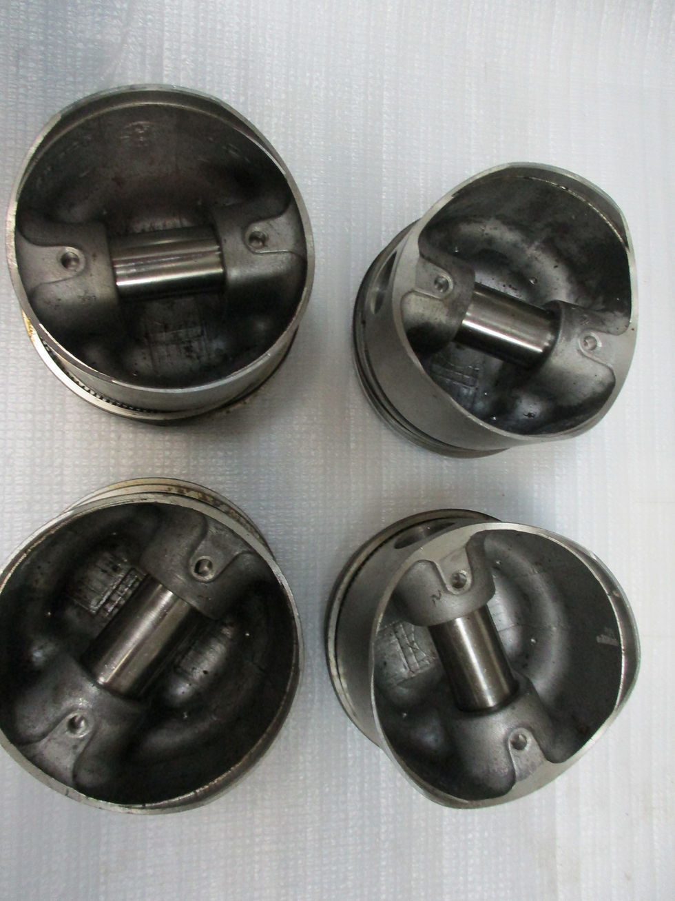 Thumbnail: Twin Cam Pistons Set Standard Size (Used)