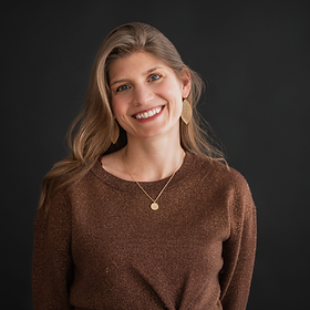 Alyssa Hawn headshot.png