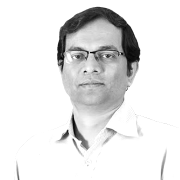 Narendra dixit_edited.png