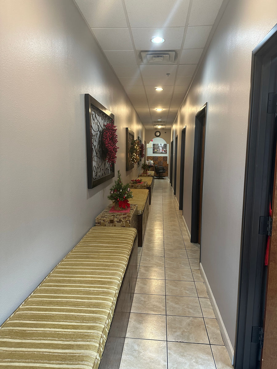 Four Seasons Salon Suites & Skincare