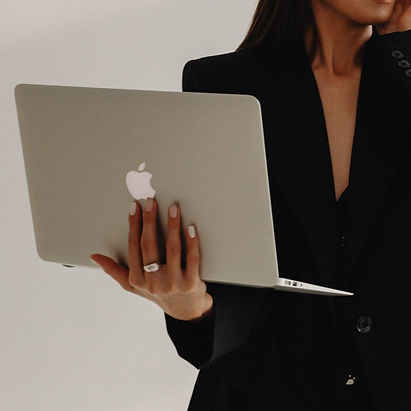 kaboompics_dark-classy-aesthetic-fashion-beautiful-asian-female-entrepreneur-in-black-suit