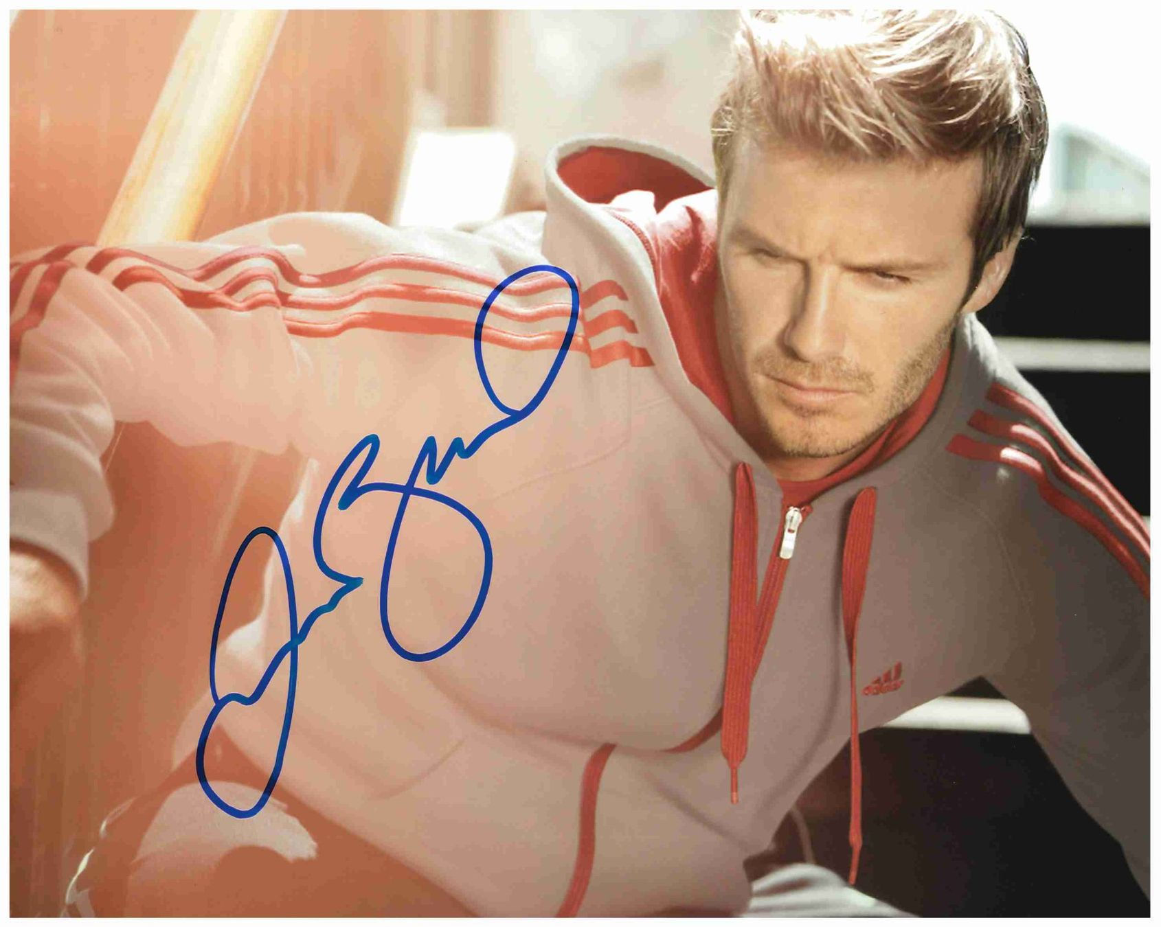DAVID BECKHAM - Grossfoto (20 x 25 cm) handsigniert mit COA