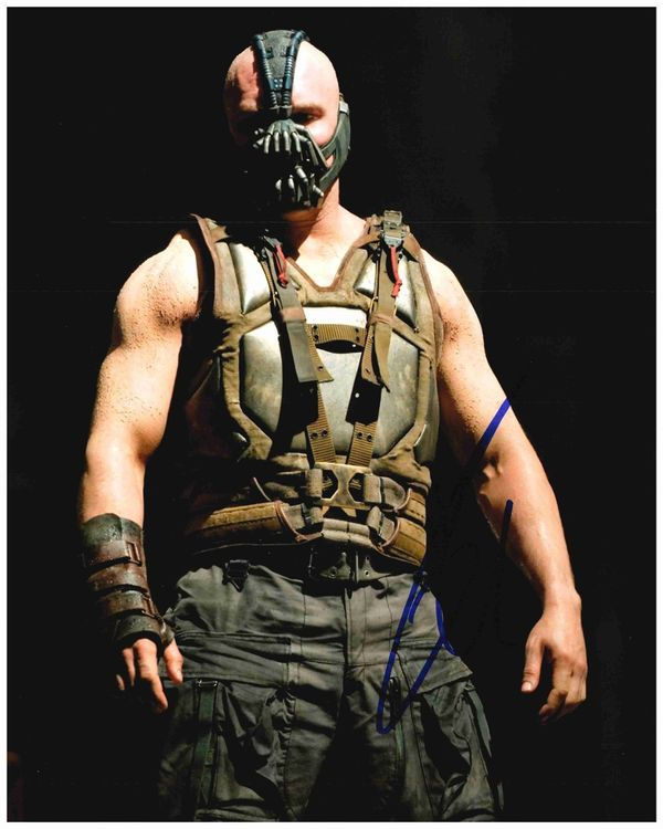 TOM HARDY - *THE DARK NIGHT RISES* - signiert (20x25cm) COA