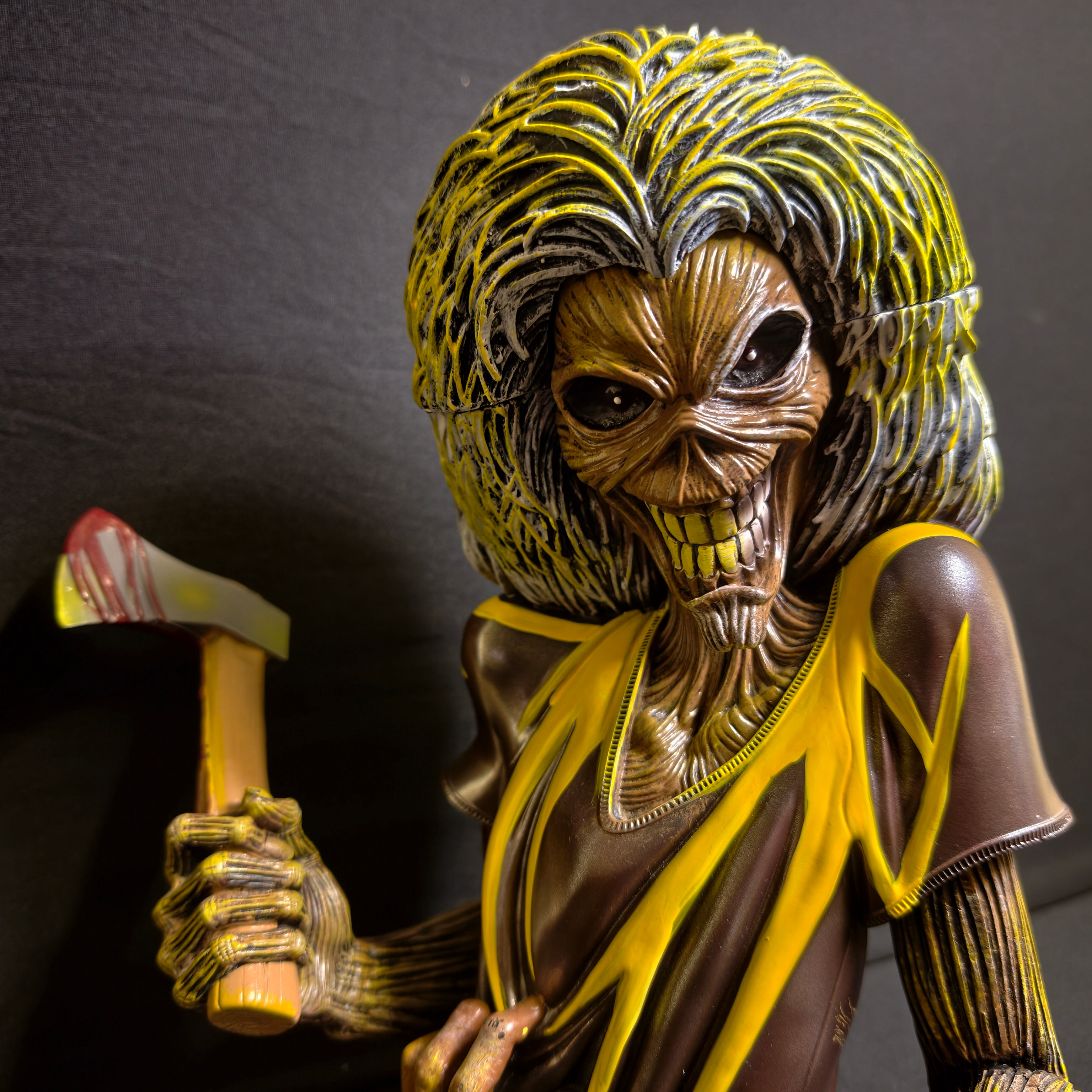 IRON MAIDEN – Eddie „Killers“ Figur (Nemesis Now Ltd.,) 30 cm!🎸