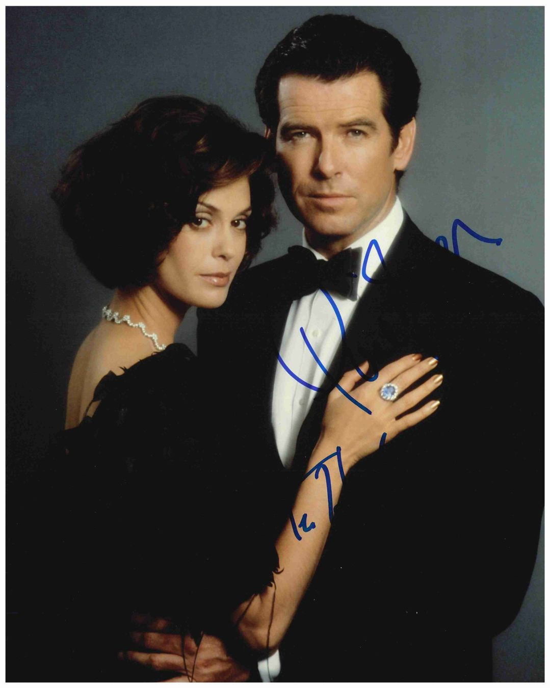 JAMES BOND 007 (CAST) - handsigniert Grossfoto (20x25cm) COA