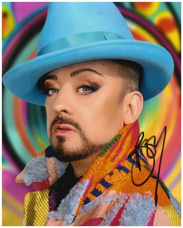 BOY GEORGE - Grossfoto handsigniert (20x25 cm) mit COA