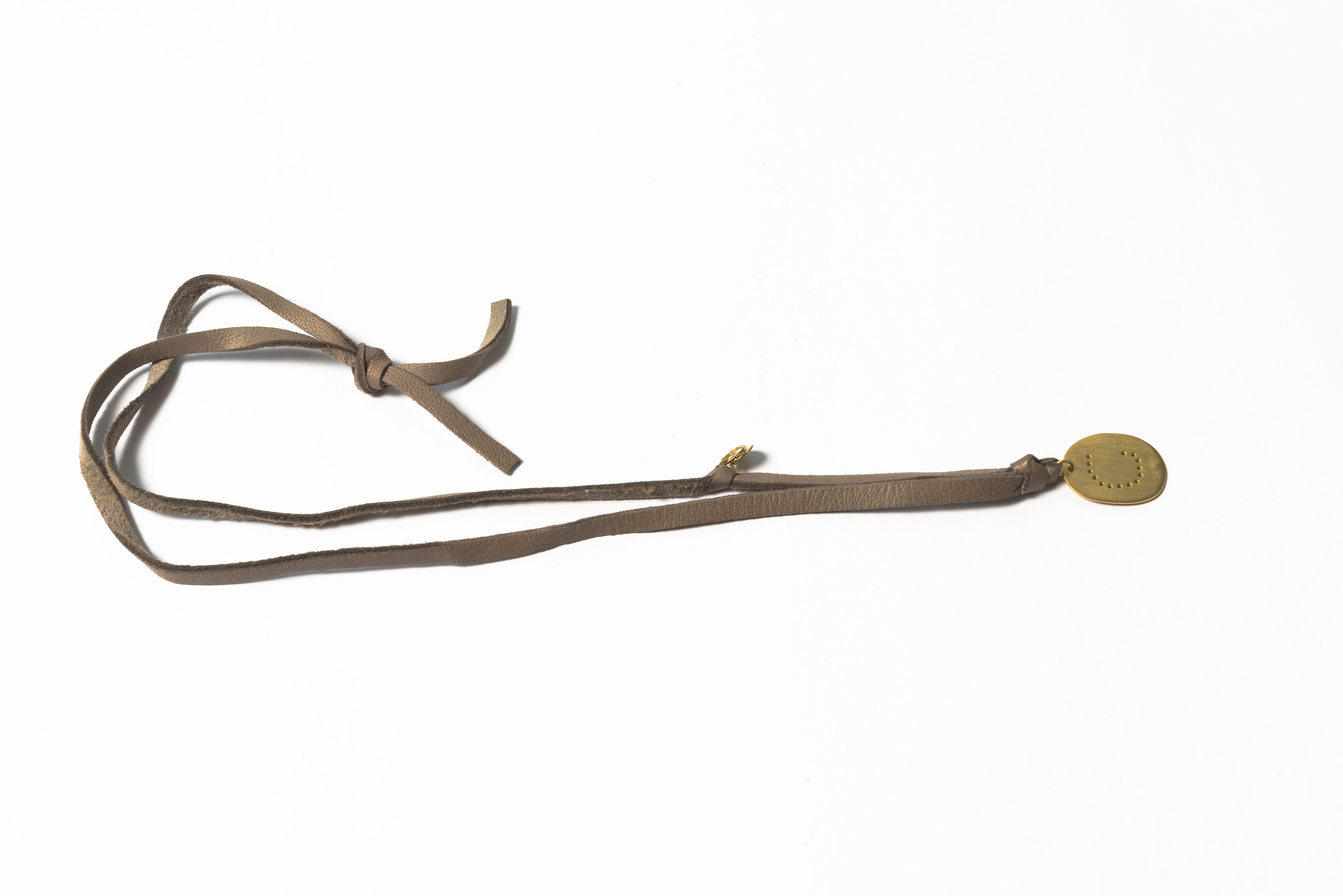 Pendant THARA T04V C letter Nude