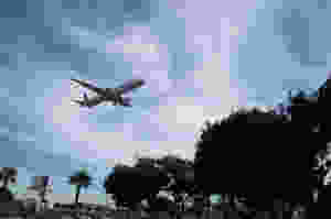 Plane spotting at In and Out Burger