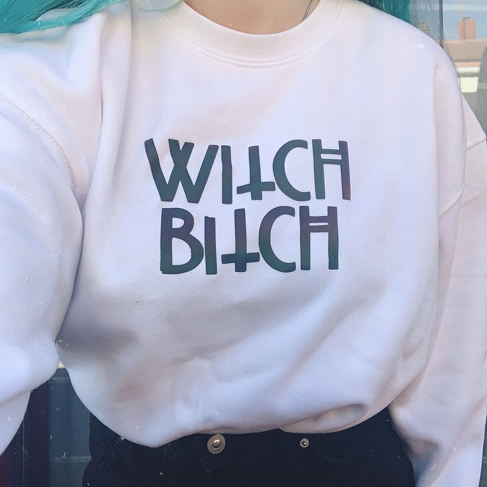Thumbnail: Sudadera WITCH blanca REFLECTANTE