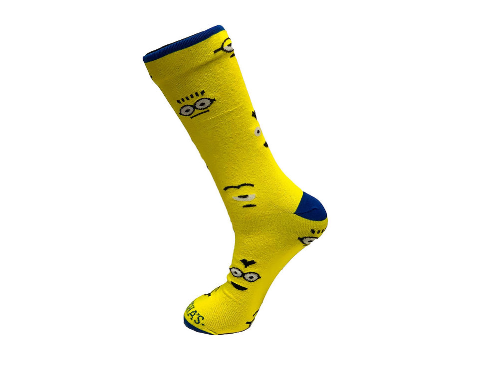 Miniatura: Medias Tishas Altas Minion Color Amarillo, Azul y Beige Unisex. 22071