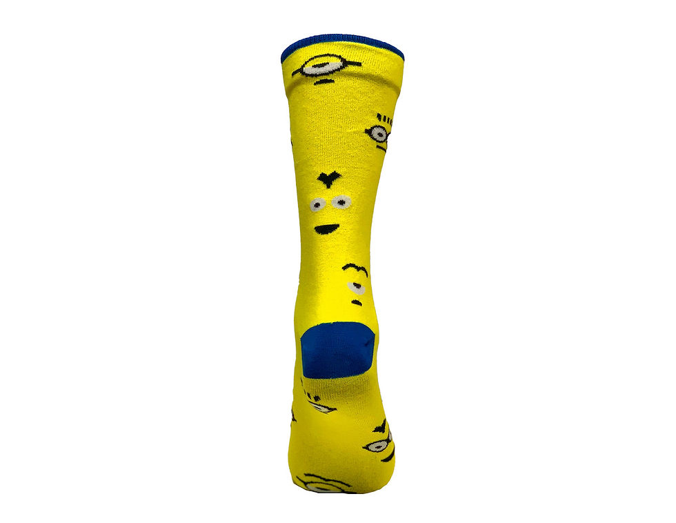Miniatura: Medias Tishas Altas Minion Color Amarillo, Azul y Beige Unisex. 22071