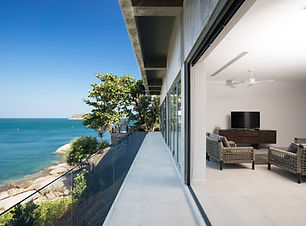 Villa Sunyata - Loft Terrace overlooking