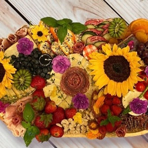 Party Size Tray
