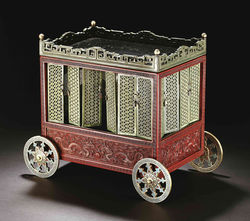 剔红龙纹掐丝珐琅轮百宝车