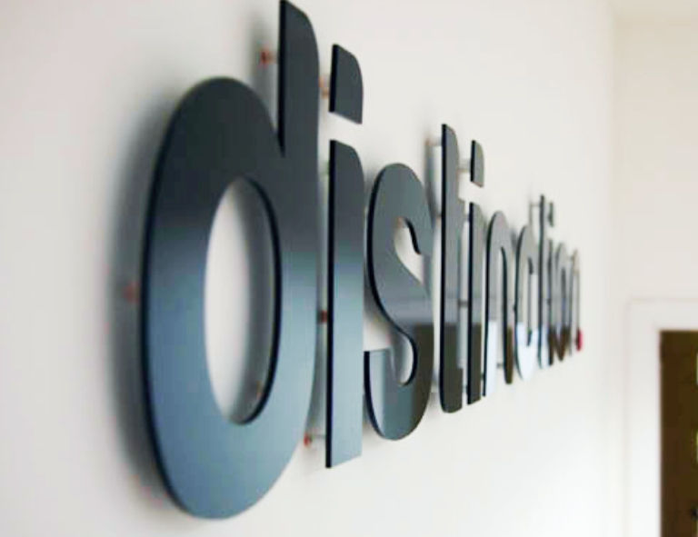 Миниатюра: Плоские буквы