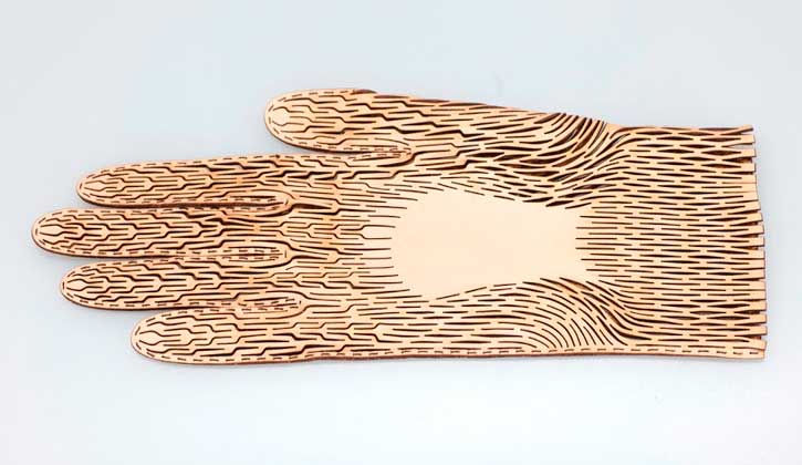 Миниатюра: Лазерная резка Кожи